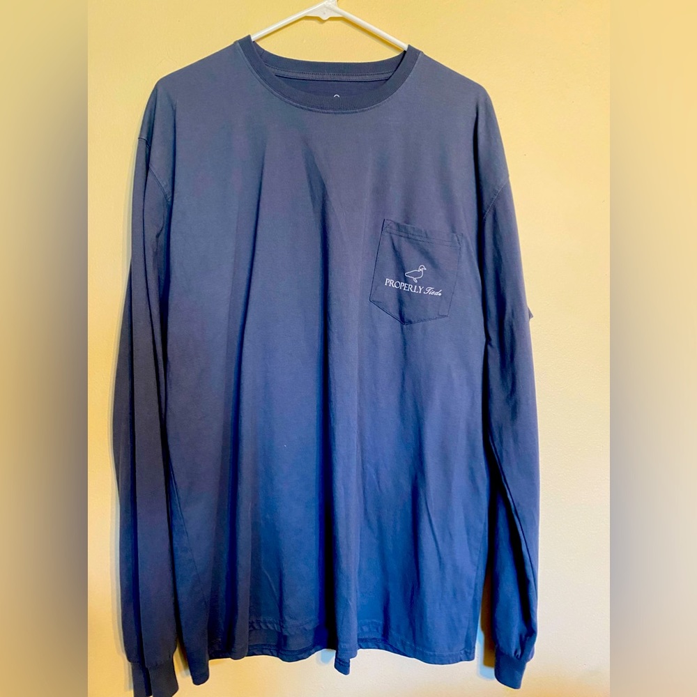Properly tied long sleeve, T-shirt, size XL